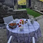 Bed & Breakfast Les Terrasses De Collanges