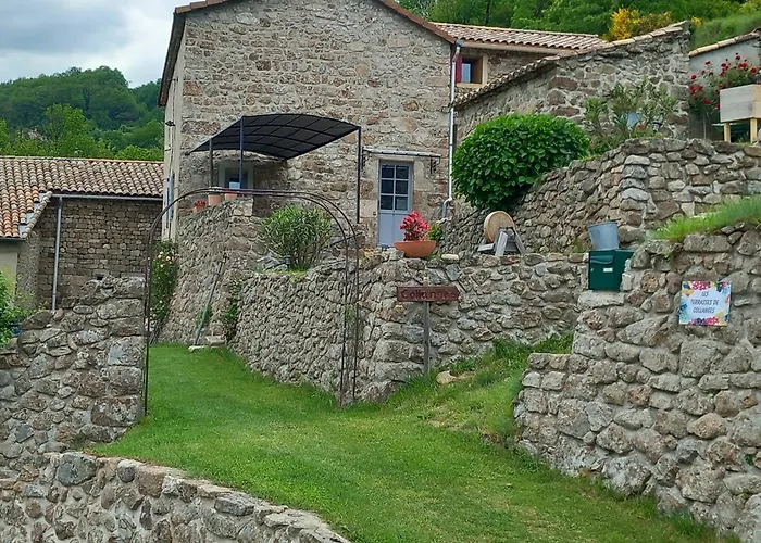 Les Terrasses De Collanges