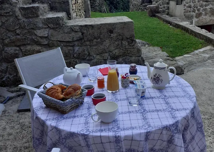 Bed and breakfast Les Terrasses De Collanges